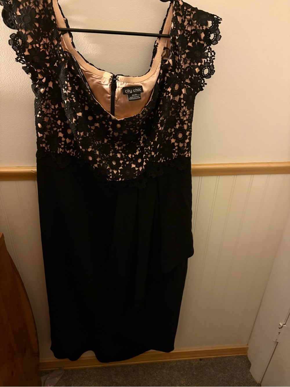 City Chic Womens XS 14 Black Lace Nude Lined Cocktail Dress Plus Size